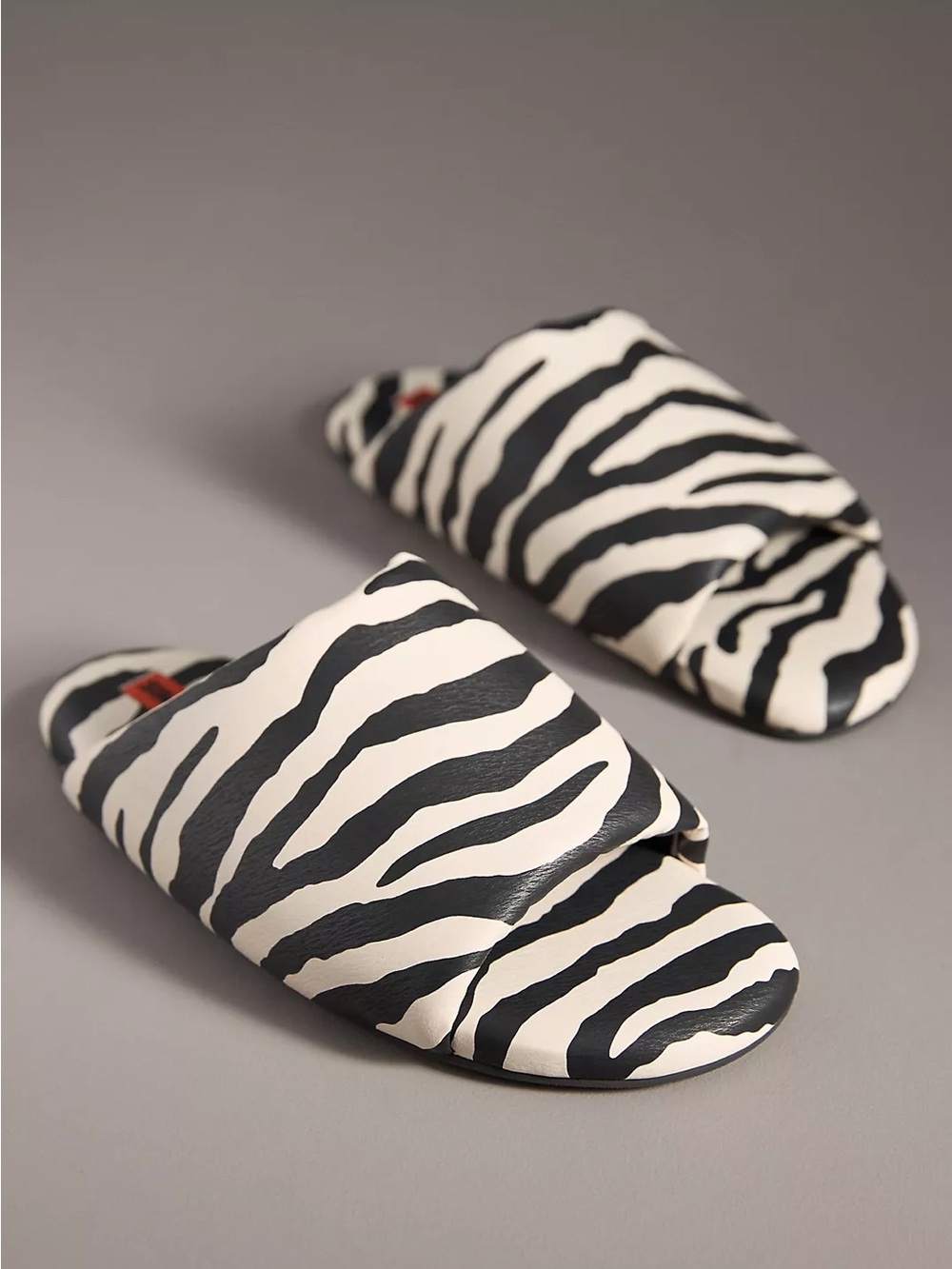 SIMONMILLER Zebra Bubble Slide Sandals - size 36, pre-owned
